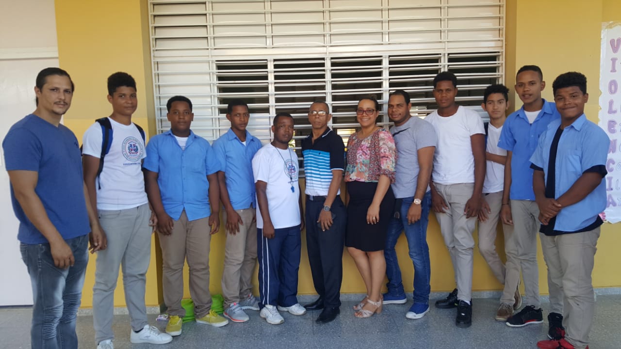 PREPARACION DEL EQUIPO DEL LICEO OLINDA GRULLON, ANGELINA,SECTOR LA IGLESIA, 7-11-2018